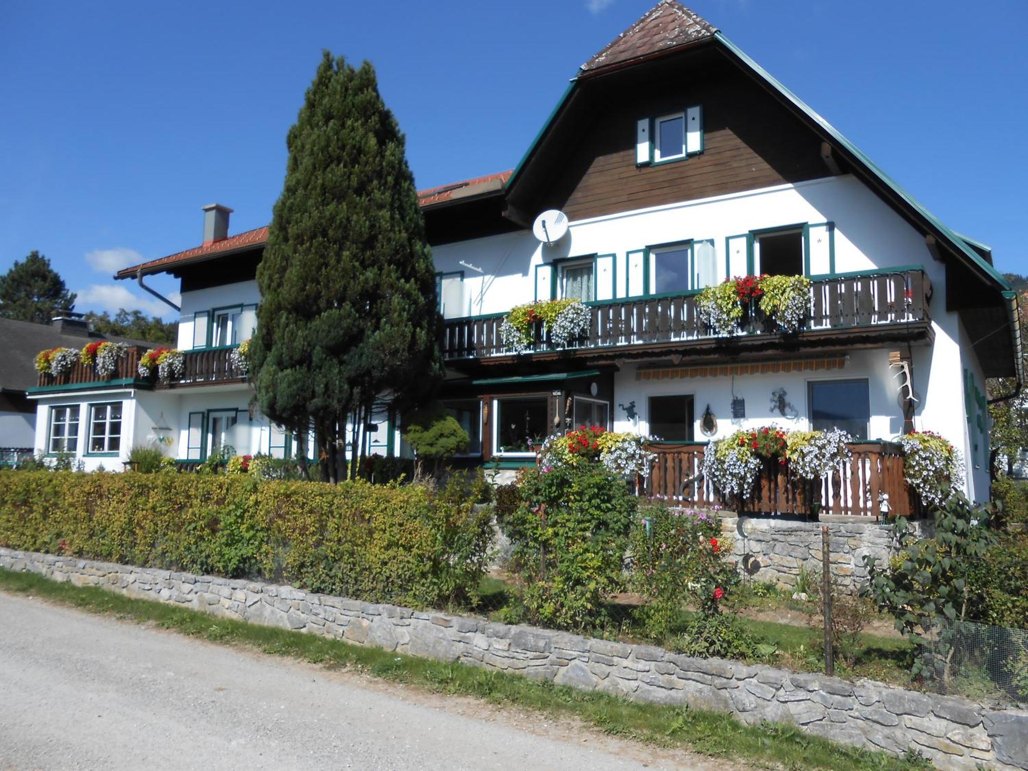 Pension Gierlinger Aflenz Kurort 外观 照片